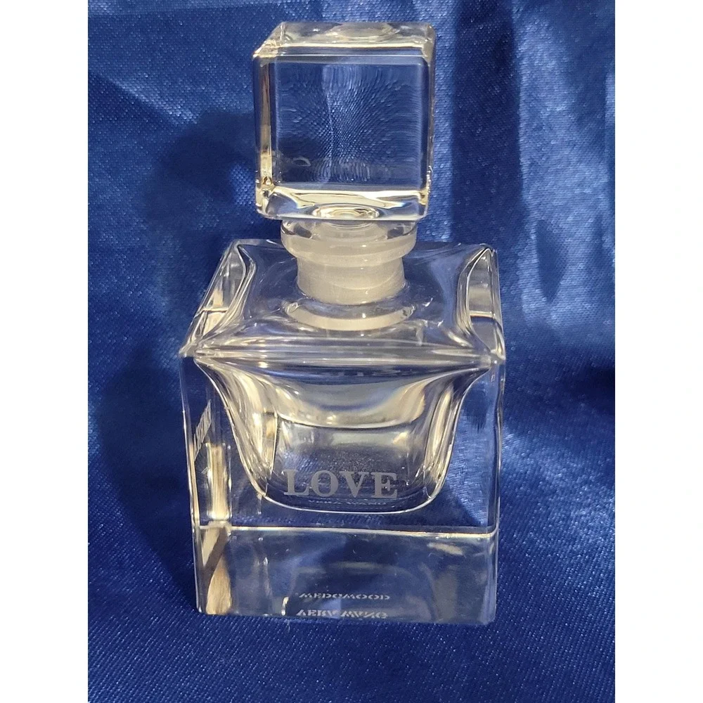 Vera Wang for Wedgwood Lyric Perfume Bottle Glass Crystal